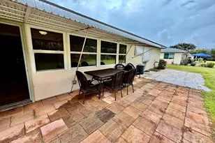 916 Savannas Point Dr, Fort Pierce, FL 34982 - Photo 40