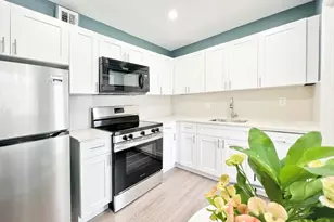 1490 NW 43rd Ave, Lauderhill, FL 33313 - Photo 10