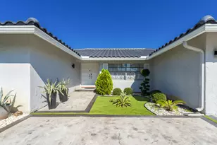 8555 SW 1st Pl, Coral Springs, FL 33071 - Photo 4