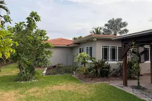 1140 Morse Blvd, Singer Island, FL 33404 - Photo 2
