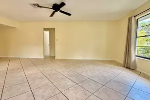9121 E Highland Pines Dr, Palm Beach Gardens, FL 33418 - Photo 14