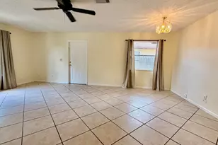 9121 E Highland Pines Dr, Palm Beach Gardens, FL 33418 - Photo 12