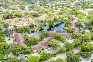 3123 Carambola Cir S, Coconut Creek, FL 33066 - Photo 38
