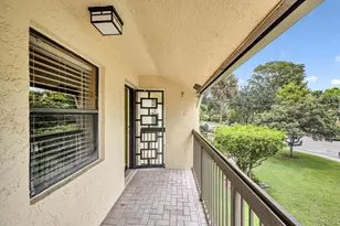 3123 Carambola Cir S, Coconut Creek, FL 33066 - Photo 32