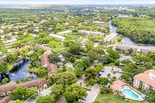 3123 Carambola Cir S, Coconut Creek, FL 33066 - Photo 40