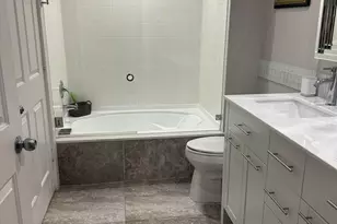 250 NE 3rd Ave, Delray Beach, FL 33444 - Photo 14