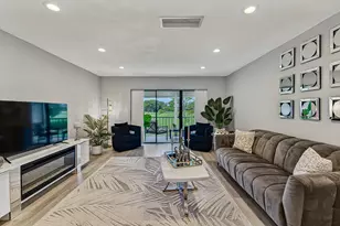 21656 Juego Circle S, Boca Raton, FL 33433 - Photo 8