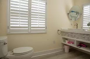 506 N Lakeside Dr, Lake Worth Beach, FL 33460 - Photo 18