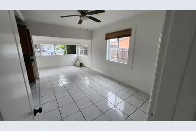 43 SW 11th Street #Unit E, Dania Beach, FL 33004 - Photo 4