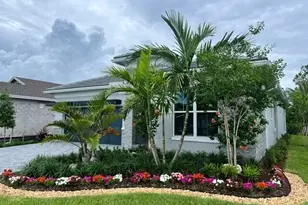 10238 Timber Crk Wy, Palm Beach Gardens, FL 33412 - Photo 2