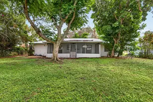941 SE Atlantus Ave, Port Saint Lucie, FL 34983 - Photo 36