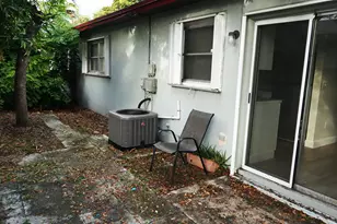 1957 Liberty St, Hollywood, FL 33020 - Photo 8