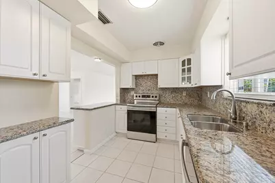 4454 W Tradewinds Avenue W, Lauderdale by the Sea, FL 33308 - Photo 12