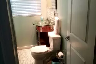 415 NE 8th Ave, Fort Lauderdale, FL 33301 - Photo 12