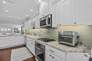 13254 Polo Club Rd, Wellington, FL 33414 - Photo 6