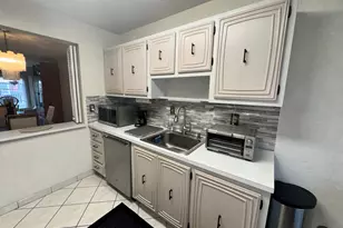 13731 Flora Pl, Delray Beach, FL 33484 - Photo 4