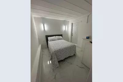 340 N 70th Terrace #A, Hollywood, FL 33024 - Photo 2