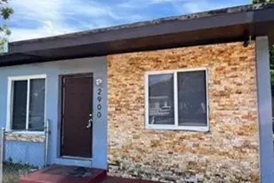 2900 NW 5th Ct, Fort Lauderdale, FL 33311 - Photo 2