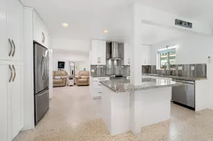 245 SW 5th St, Dania Beach, FL 33004 - Photo 12