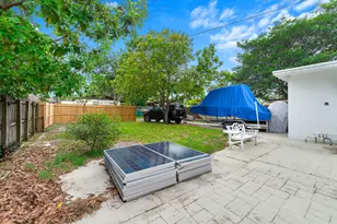 245 SW 5th St, Dania Beach, FL 33004 - Photo 28