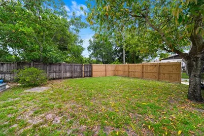 245 SW 5th Street, Dania Beach, FL 33004 - Photo 30