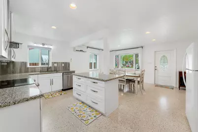 245 SW 5th Street, Dania Beach, FL 33004 - Photo 10