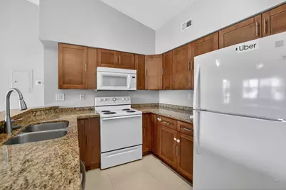 2445 SW 18th Terrace #922, Fort Lauderdale, FL 33315 - Photo 4