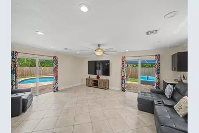 4868 Canal Drive, Lake Worth, FL 33463 - Photo 6
