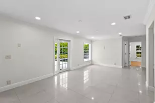 4610 Pine Tree Dr, Delray Beach, FL 33445 - Photo 16