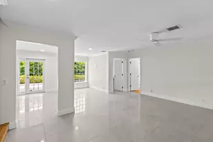 4610 Pine Tree Dr, Delray Beach, FL 33445 - Photo 6
