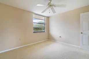 3526 Whitehall Dr, West Palm Beach, FL 33401 - Photo 18