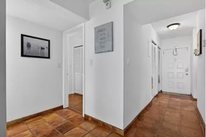 172 W Laurel Drive #1102, Margate, FL 33063 - Photo 14