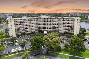 3095 N Course Dr, Pompano Beach, FL 33069 - Photo 38