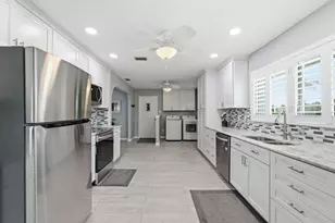 2773 SE Pine Valley St, Port Saint Lucie, FL 34952 - Photo 14