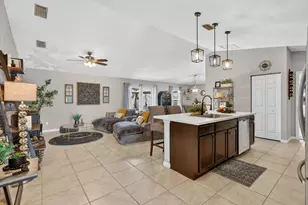 473 SE Streamlet Ave, Port Saint Lucie, FL 34983 - Photo 4