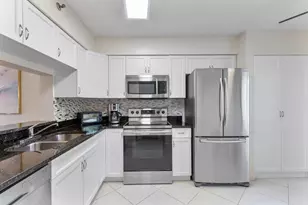 7260 Kinghurst Dr, Delray Beach, FL 33446 - Photo 6