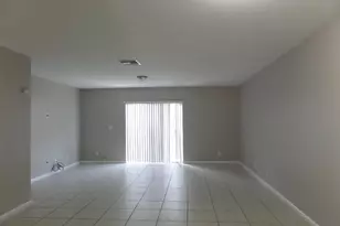 862 Summit Lake Dr, West Palm Beach, FL 33406 - Photo 4