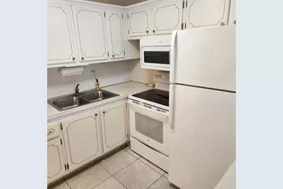 219 Coventry #J, West Palm Beach, FL 33417 - Photo 8