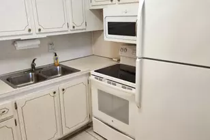 219 Coventry, West Palm Beach, FL 33417 - Photo 8