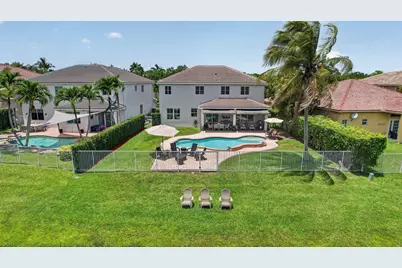 4299 Laurel Ridge Circle, Weston, FL 33331 - Photo 4
