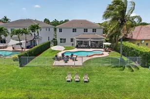 4299 Laurel Ridge Cir, Weston, FL 33331 - Photo 4