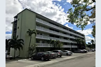 1425 Arthur Street #414b, Hollywood, FL 33020 - Photo 4