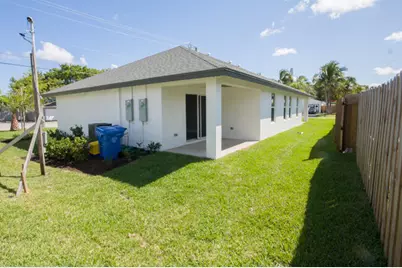 195 S 4th Street, Lantana, FL 33462 - Photo 12