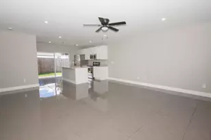 195 S 4th St, Lantana, FL 33462 - Photo 2