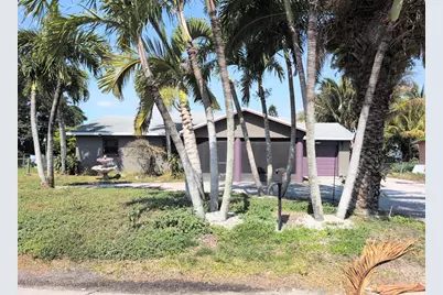 455 Janice Avenue, South Bay, FL 33493 - Photo 2