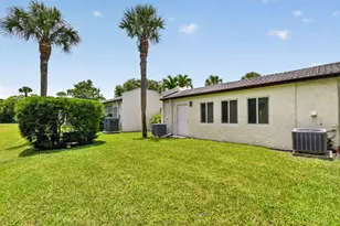112 Lake Olive Dr, Royal Palm Beach, FL 33411 - Photo 36