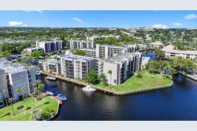 9 Royal Palm Way #102, Boca Raton, FL 33432 - Photo 2