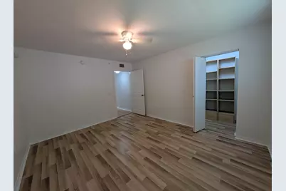 5001 Wiles Road #105, Coconut Creek, FL 33073 - Photo 4