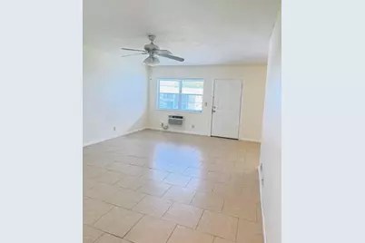 186 Norwich #186, West Palm Beach, FL 33417 - Photo 2