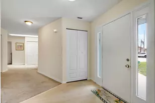 464 NW Ravenswood Ln, Port Saint Lucie, FL 34983 - Photo 12